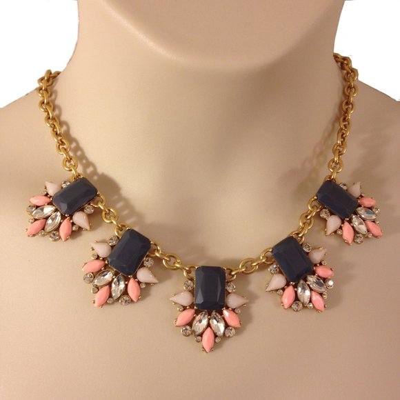 J CREW FACTORY GEMSTONE CLUSTER NECKLACE STATEMENT FAUX GOLD DIAMOND NWT EASTER - Picture 2 of 13